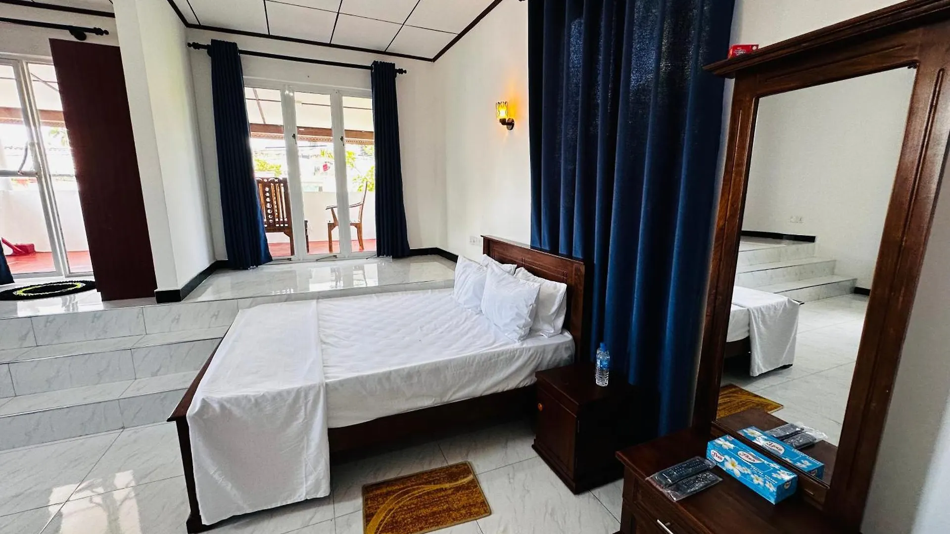 Sea Scape Residence Negombo Capsule hotel